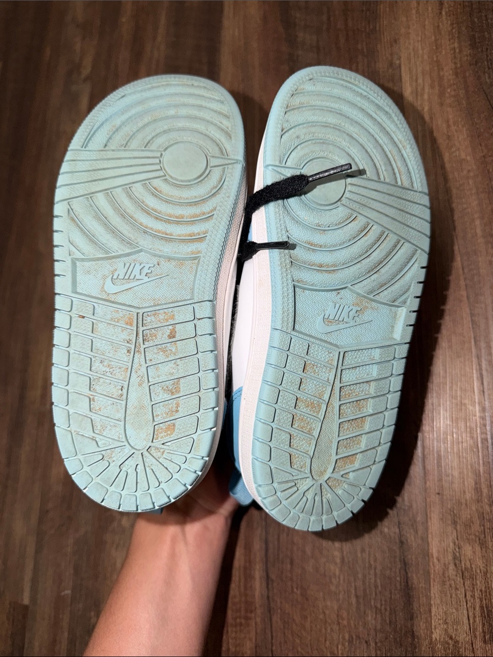 Nike Jordan 1s Kids University Blues size 3Y - Picture 5 of 8